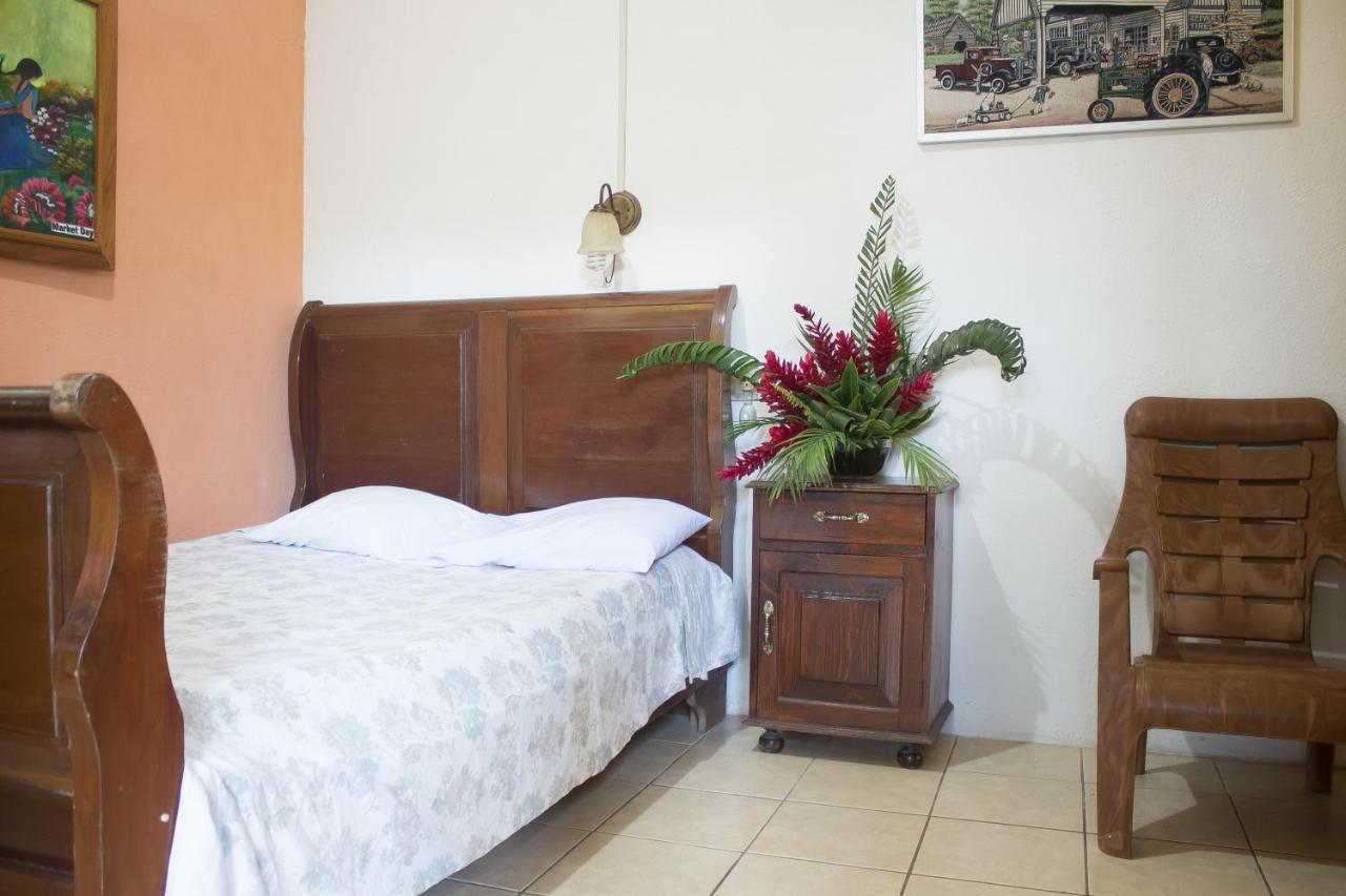 Hotel Rabin Itzam Lanquín Extérieur photo